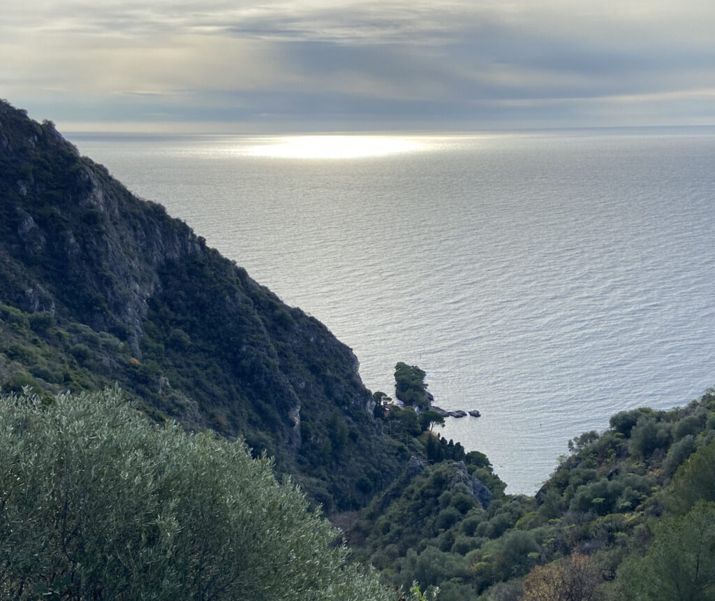 Eze sur mer from Nietzche trail